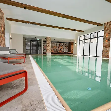 Binnendiek Haus 1 6 *